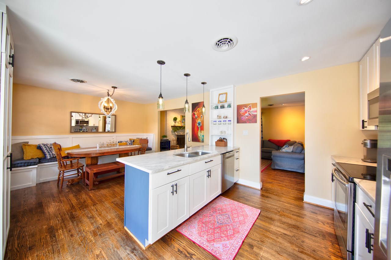 open kitchen to dining area