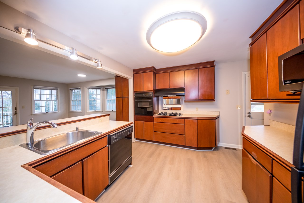 kitchen with all appliances & entrance from carport